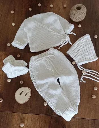 طقم نيو بورن 5 قطع صنع يدوي - ابيض