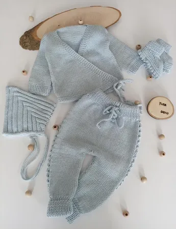 طقم نيو بورن 4 قطع صنع يدوي - ازرق