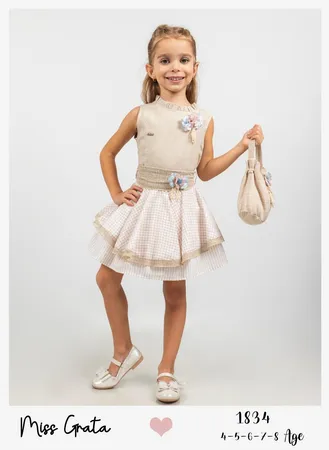 طقم بناتي من ثلث قطع من قماش الكتان(פשתן)