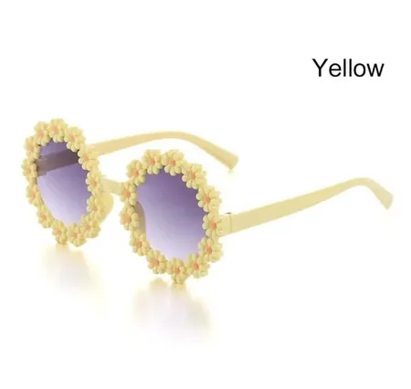 نظارة شمسية بناتي flower اصفر