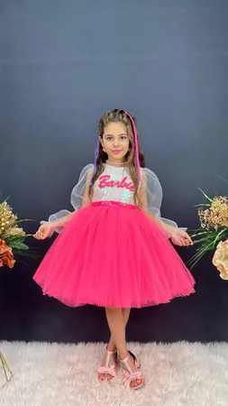 فستان بناتي باللون الفوشي والابيض