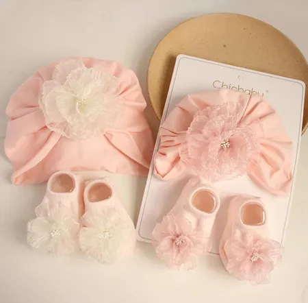 طقم توربان وجرابات